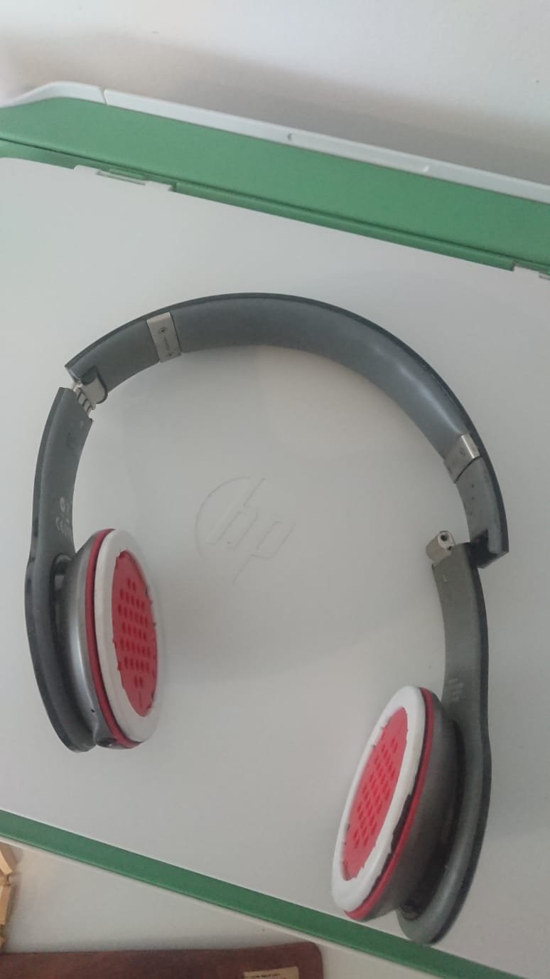Para peças - Monster Beats Solo HD Wireless - Preto