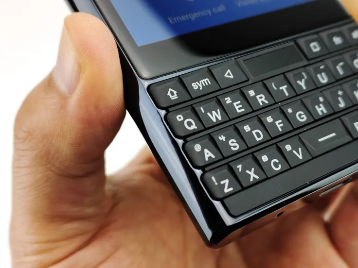 Smartphone Unihertz Titan Slim RAM 6GB ROM 256GB Camera 48MP NFC WIFI 4100mAh