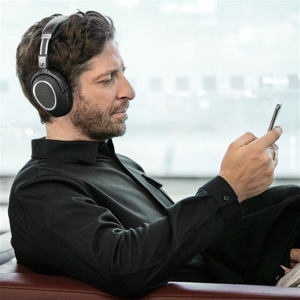Fone de Ouvido Sennheiser PXC 550 Wireless NoiseGuard Cancelamento de Ruído Adaptável